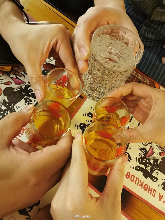 喝的照片,一图览尽各式美酒佳酿